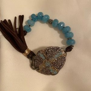 Boutique blue bracelet